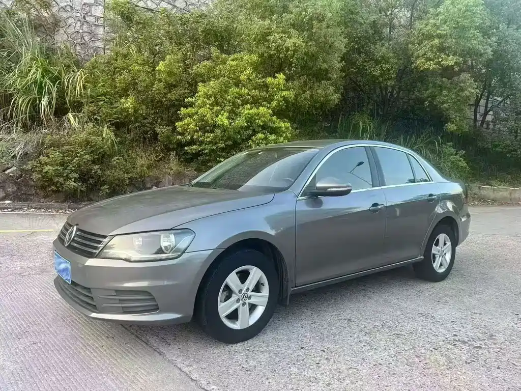 Volkswagen Bora 2013 1.6L Automatic Comfort Edition