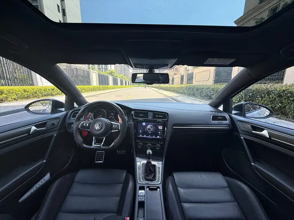 Volkswagen Golf GTI 2016 2.0 TSI