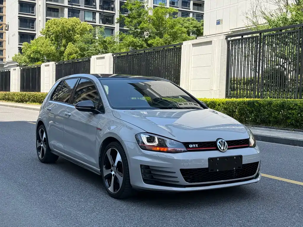 Volkswagen Golf GTI 2016 2.0 TSI