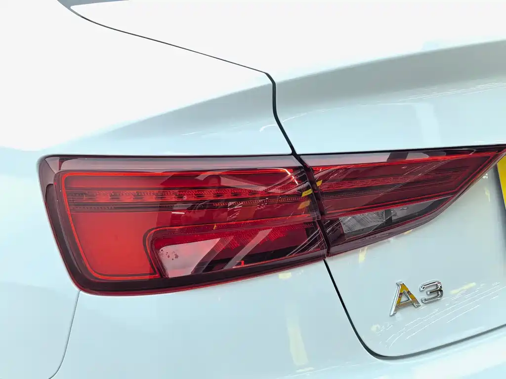 Audi A3 2020 Limousine 35 TFSI Entry