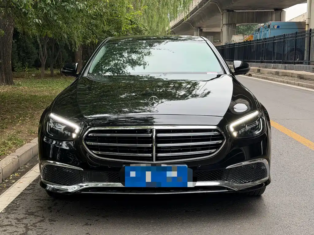 Mercedes-Benz E-Class 2023 E 300 L Luxury