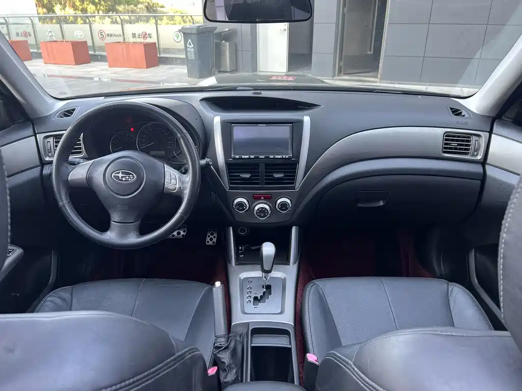 Forester 2010 2.5XT Luxury Navigation Edition