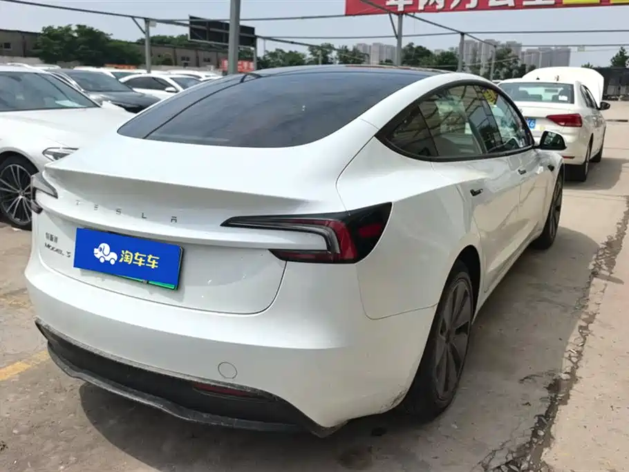 Model 3 2023 Rear-Wheel Drive