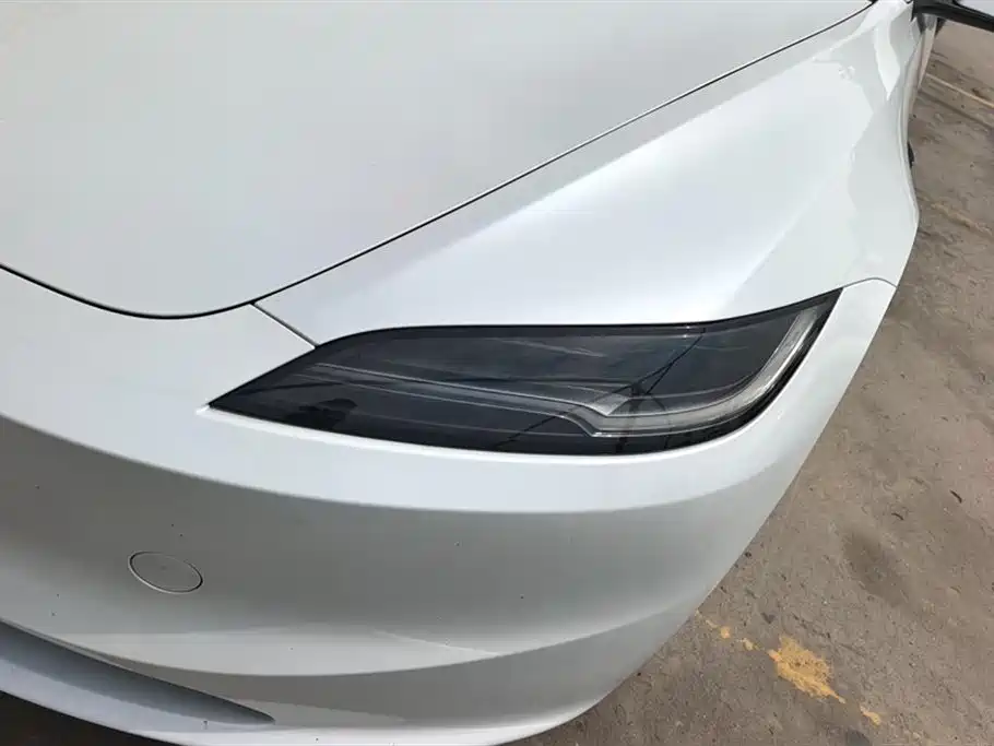 Model 3 2023 Rear-Wheel Drive