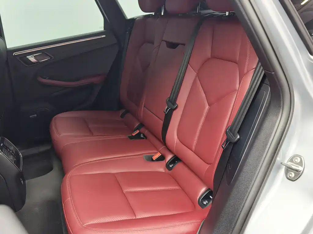 Porsche Macan 2022 2.0T