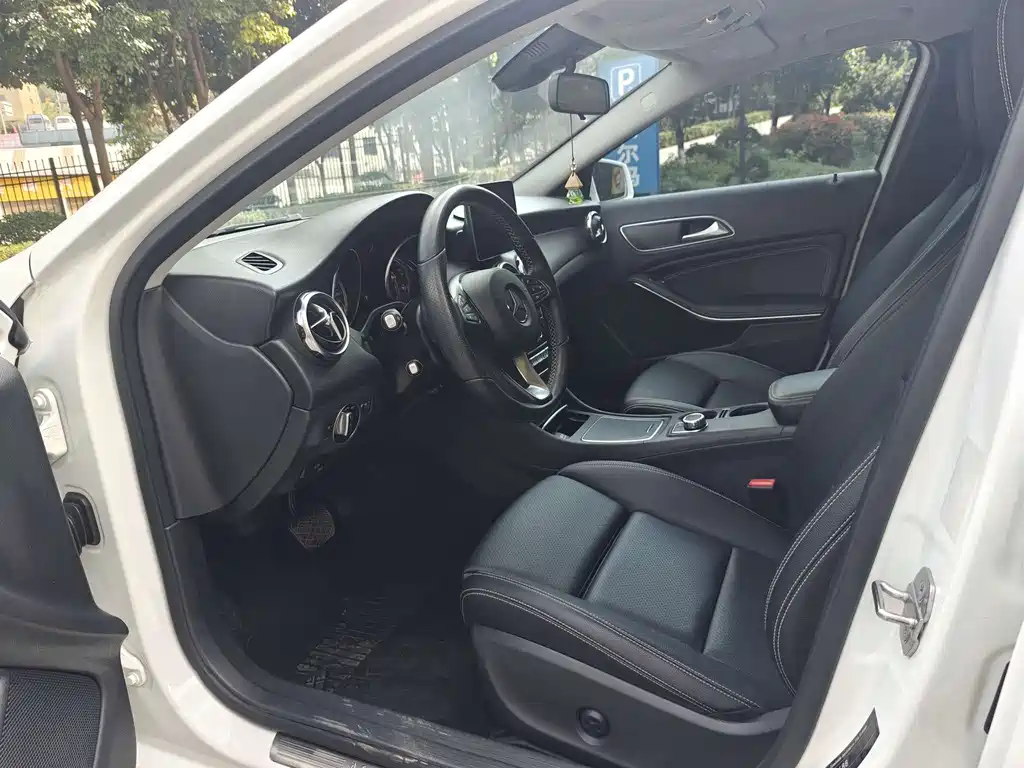 Mercedes-Benz GLA 2018 GLA 200 Dynamic