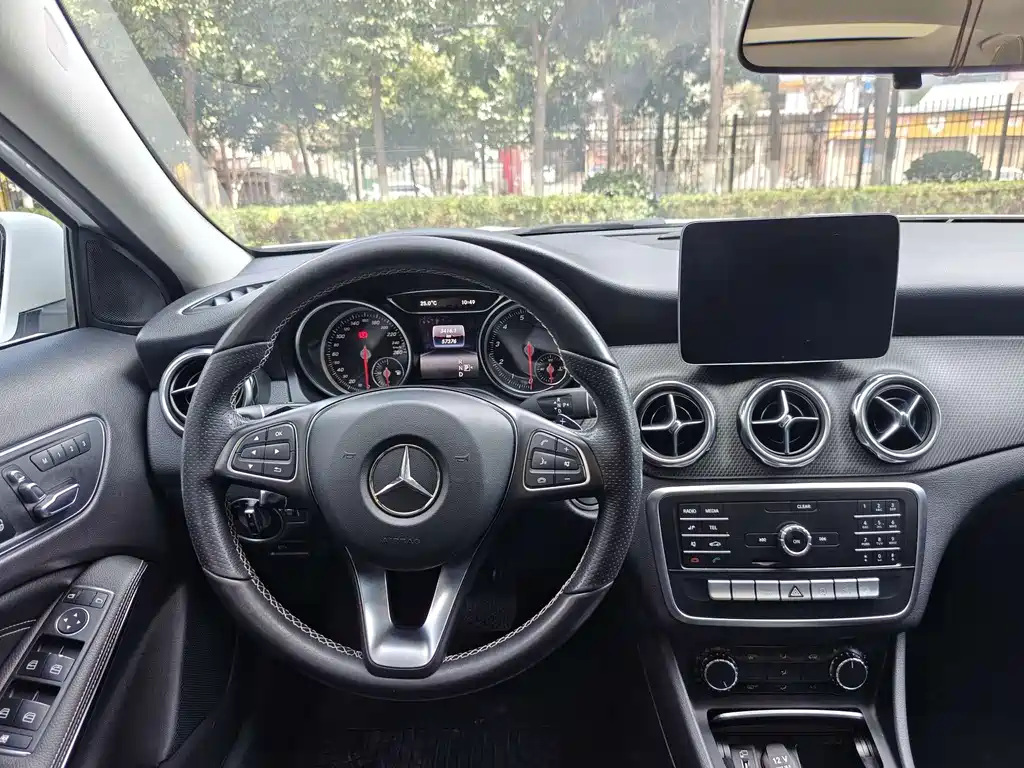Mercedes-Benz GLA 2018 GLA 200 Dynamic