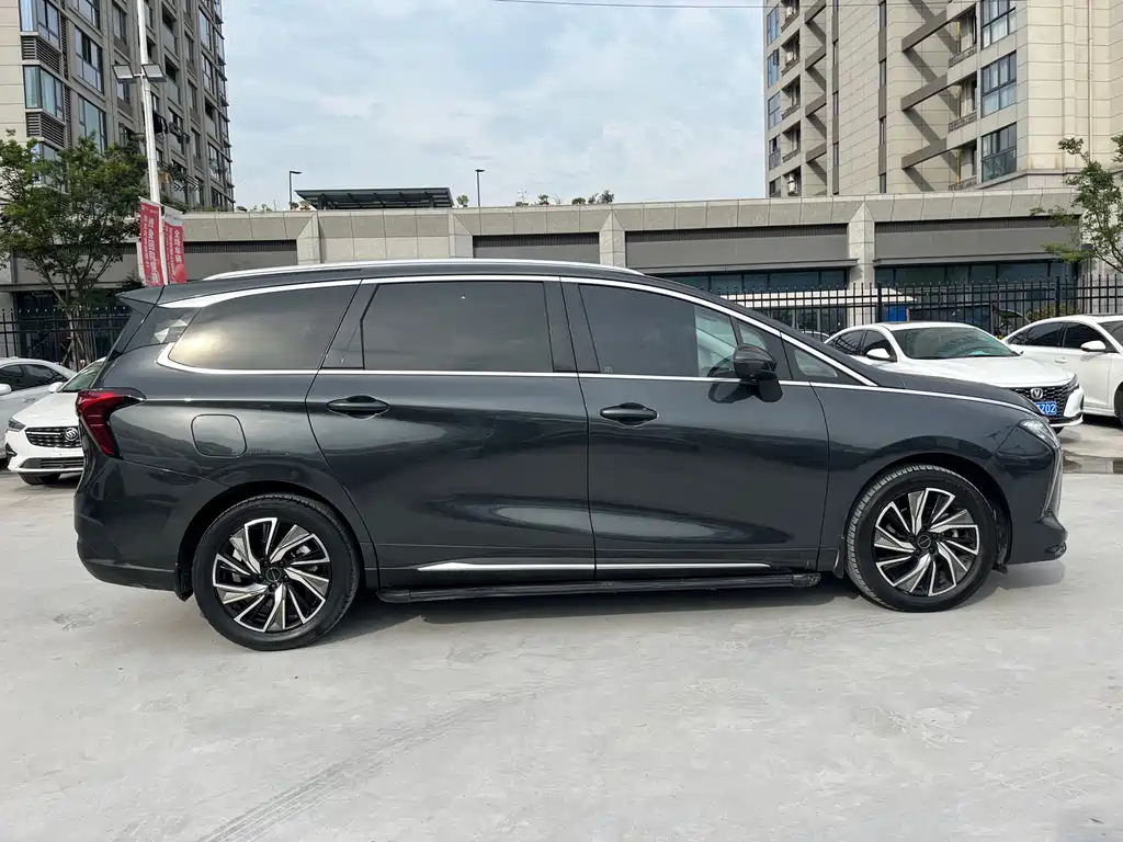 Forthing Yacht 2022 1.5T DCT Set Sail Edition