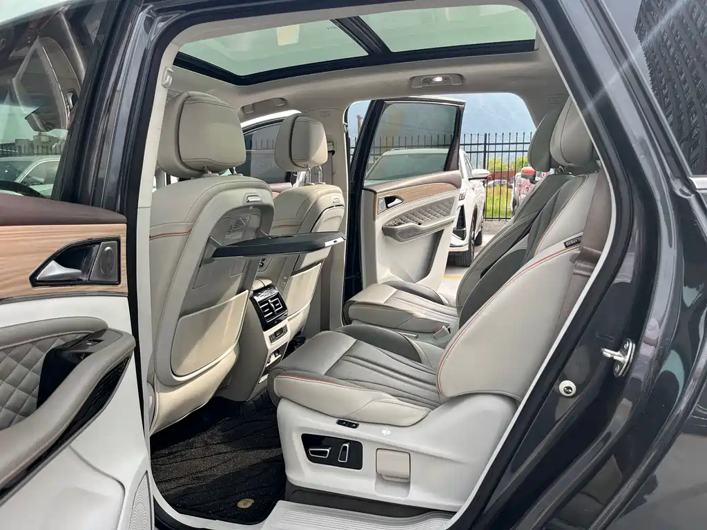 Forthing Yacht 2022 1.5T DCT Set Sail Edition