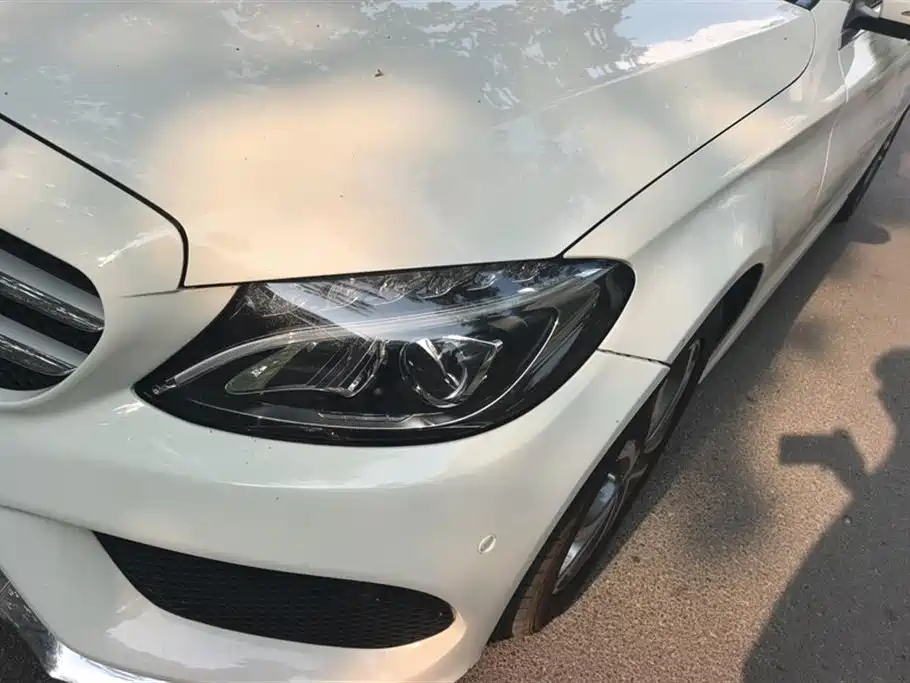 2015 Mercedes-Benz C 200 L Sport