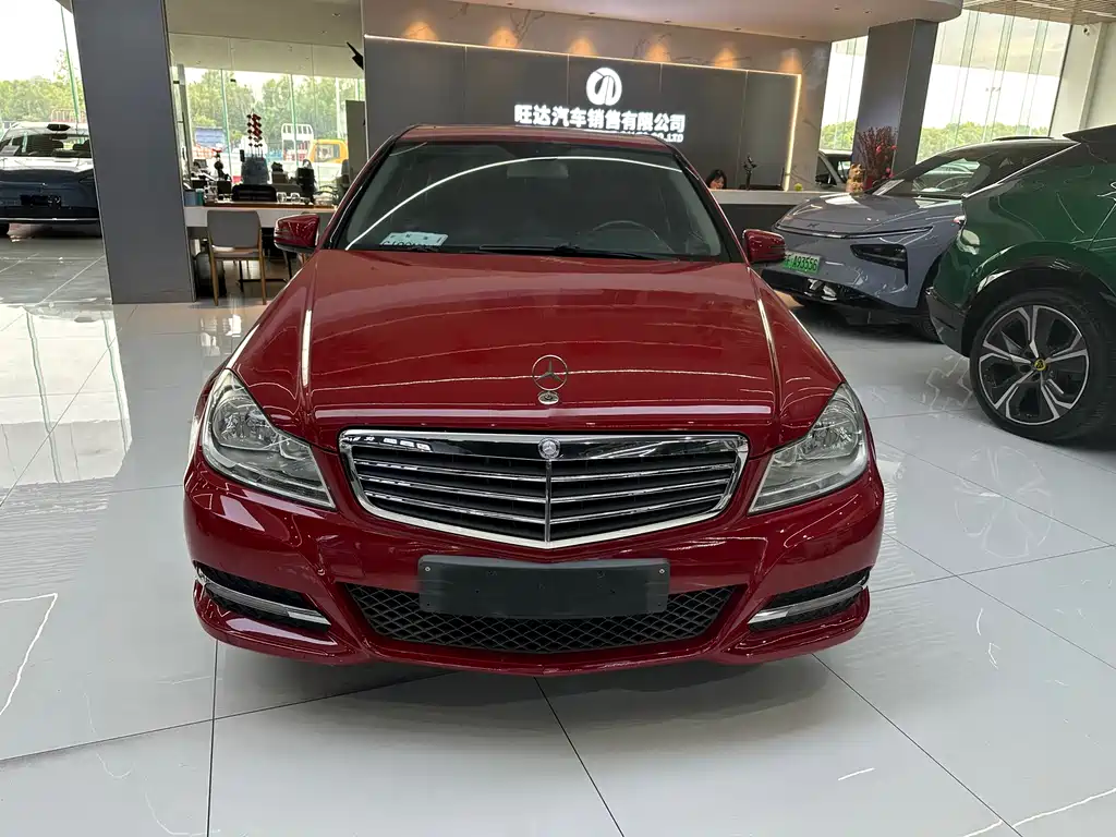 Mercedes-Benz C-Class 2013 C 180 Classic Grand Edition