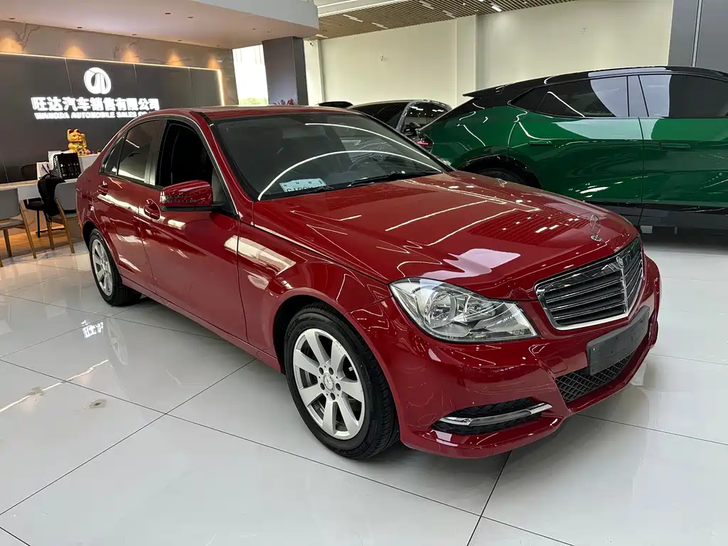 Mercedes-Benz C-Class 2013 C 180 Classic Grand Edition