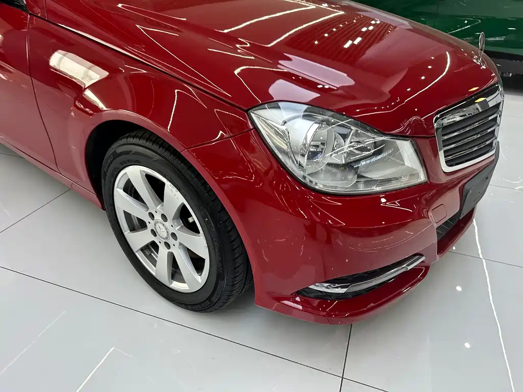 Mercedes-Benz C-Class 2013 C 180 Classic Grand Edition