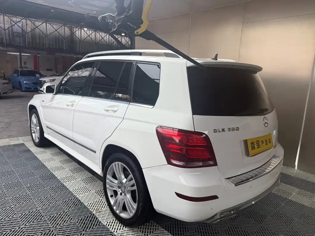 Mercedes-Benz GLK-Class 2015 GLK 260 4MATIC Dynamic Edition Ultimate Version