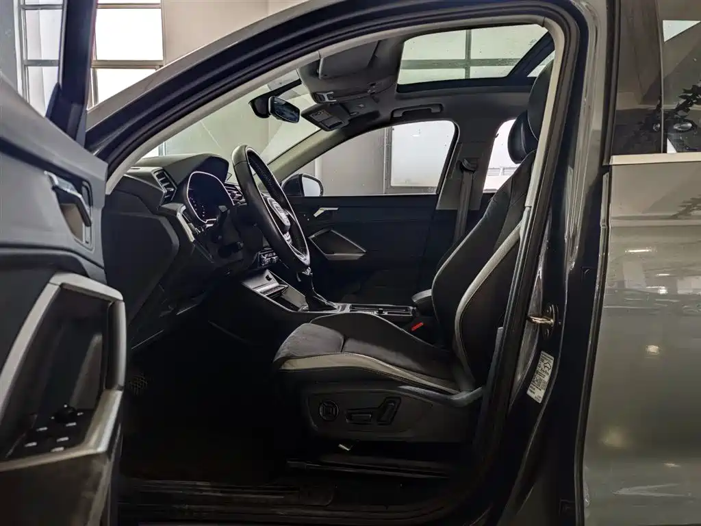Audi Q3 2020 35 TFSI Progressive Dynamic