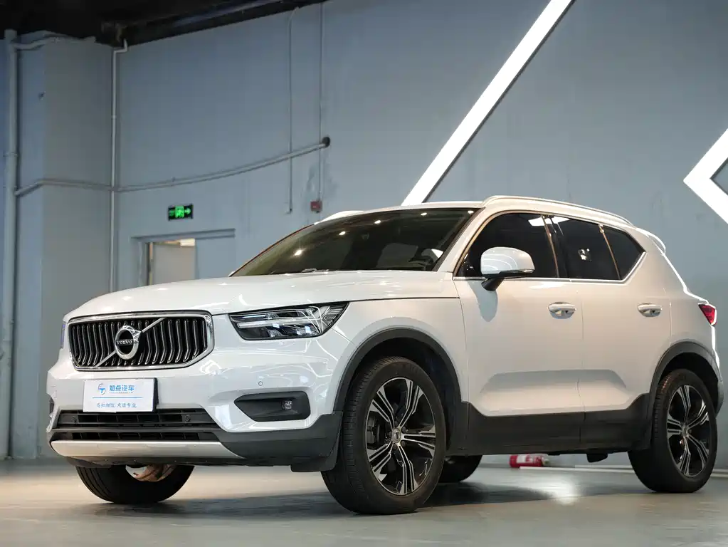 Volvo XC40 2021 T4 AWD Zhiyuan Luxury Edition