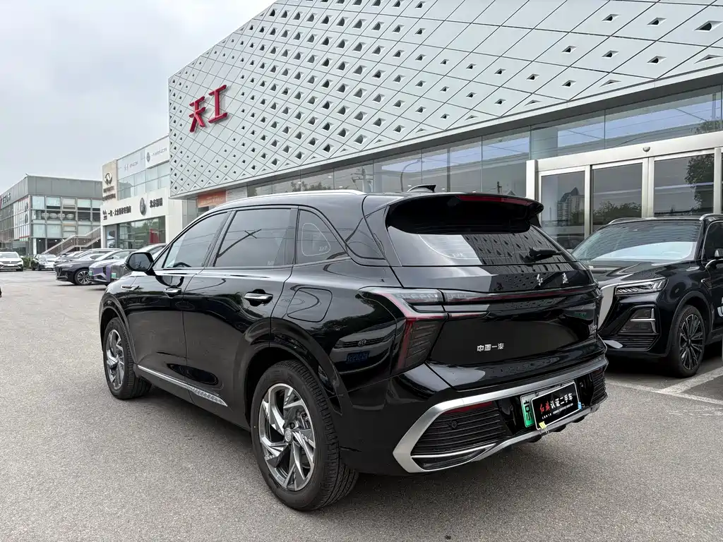 Hongqi HS3 PHEV 2024 115km Jinwei Edition