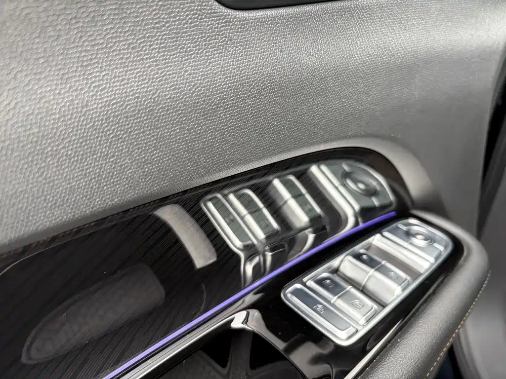 Hongqi HS3 PHEV 2024 115km Jinwei Edition