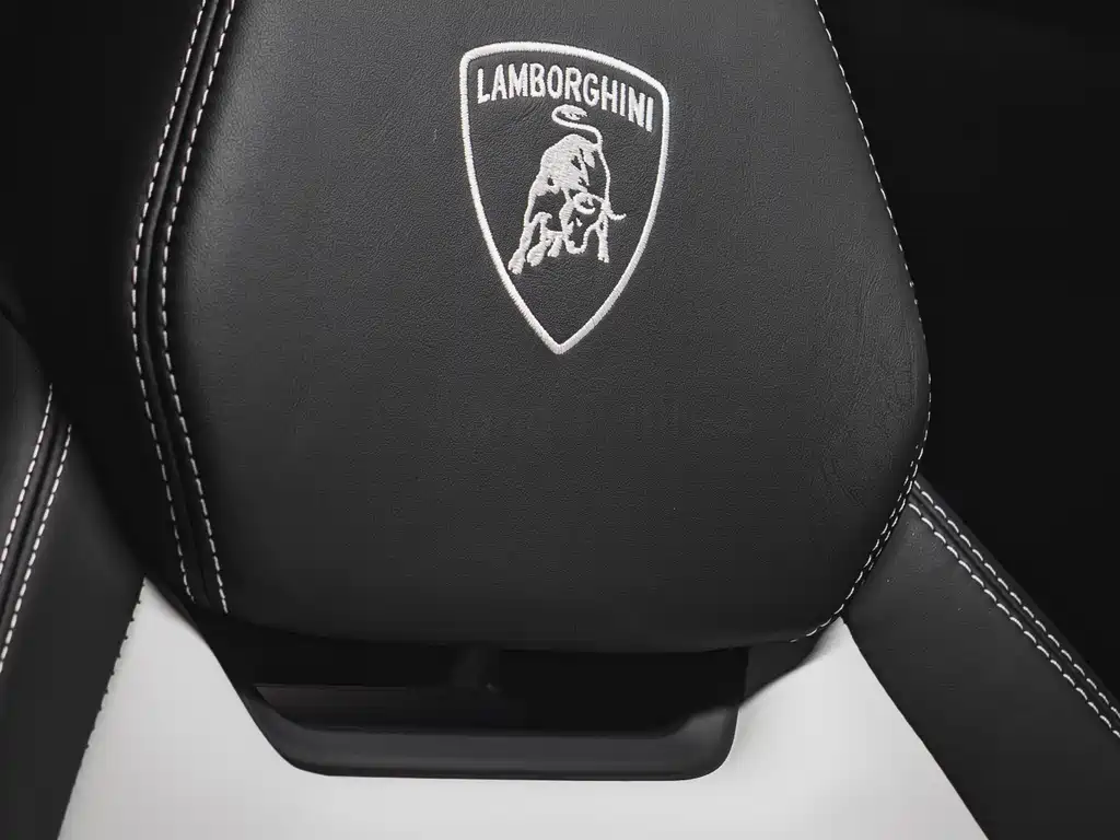 Lamborghini Urus 2021 4.0T V8