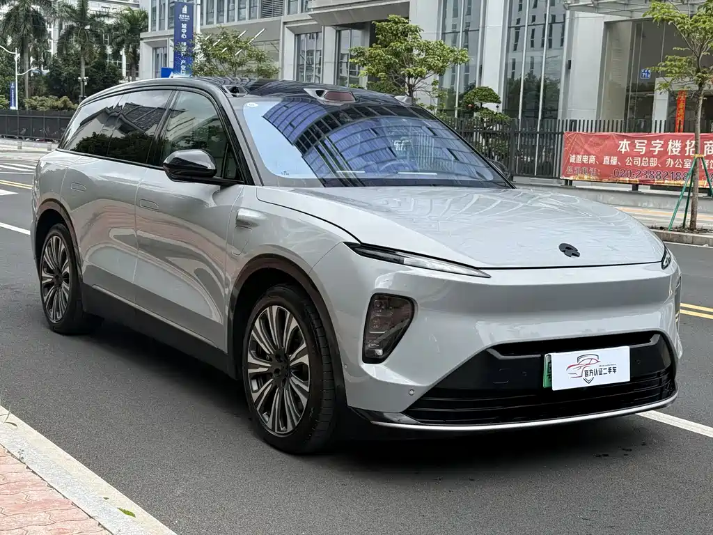 NIO ES8 2023 75kWh Executive Edition