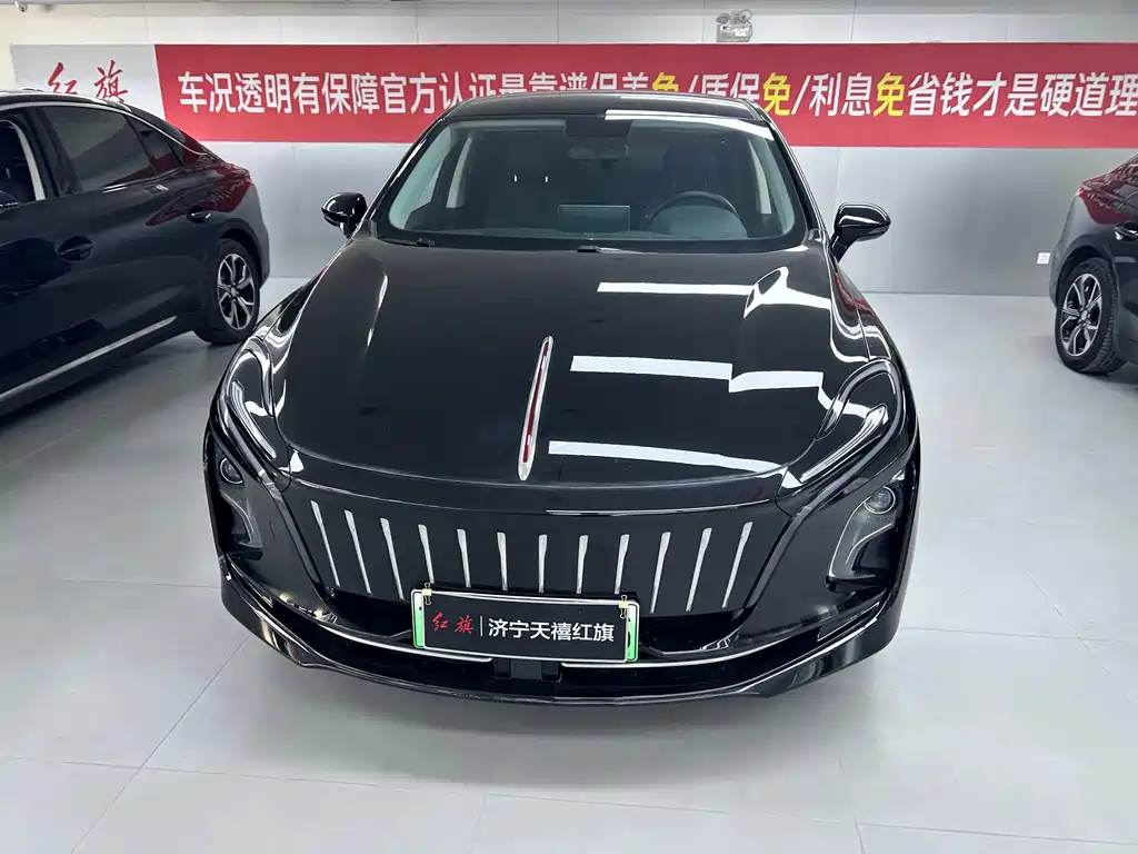 Hongqi E-QM5 2022 431km Charging Le Xiang Edition