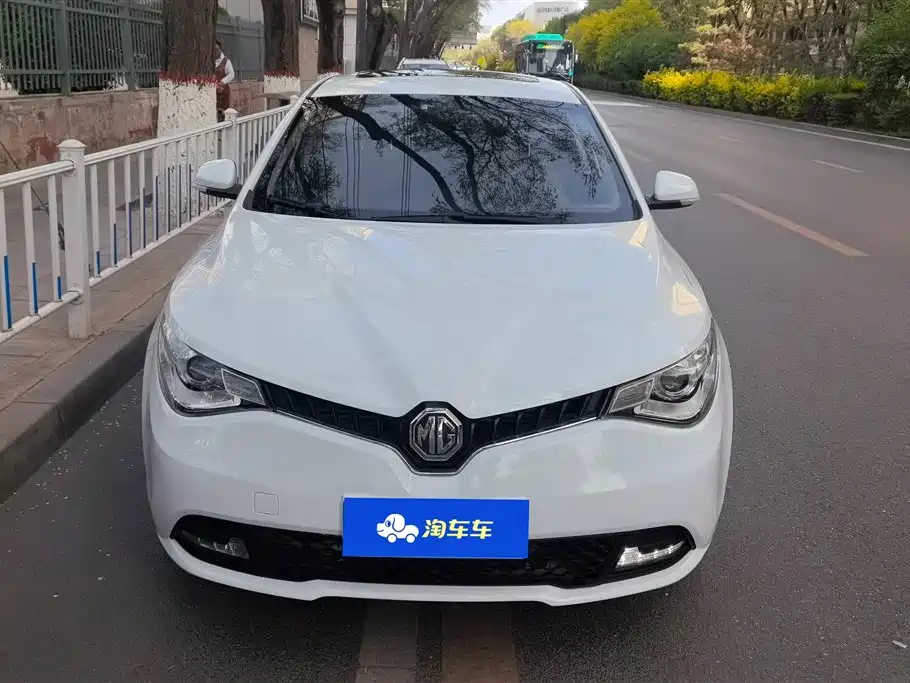 Roewe 360 2016 1.5T Automatic Value Luxury Edition