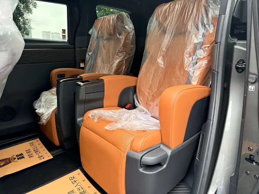 Toyota Vellfire 2025 2.4T Automatic