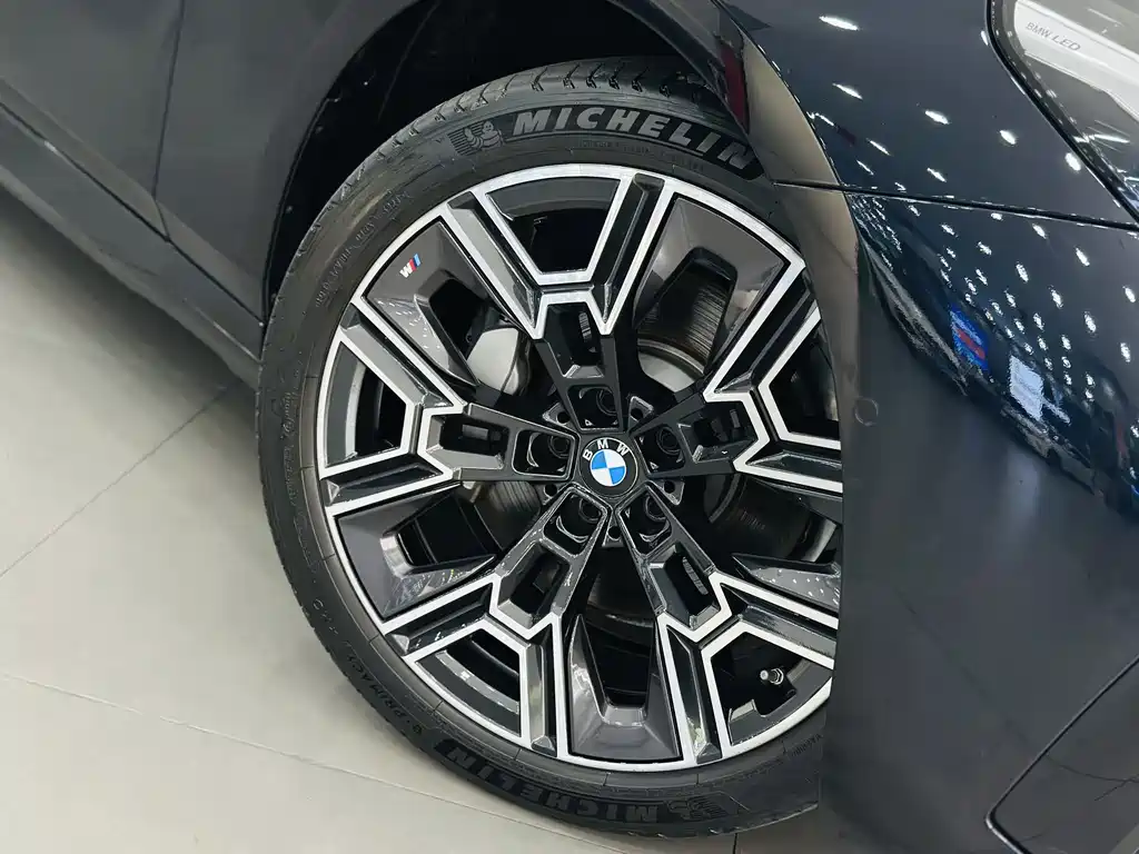 BMW 5 Series 2025 530Li Exclusive Edition M Sport Package