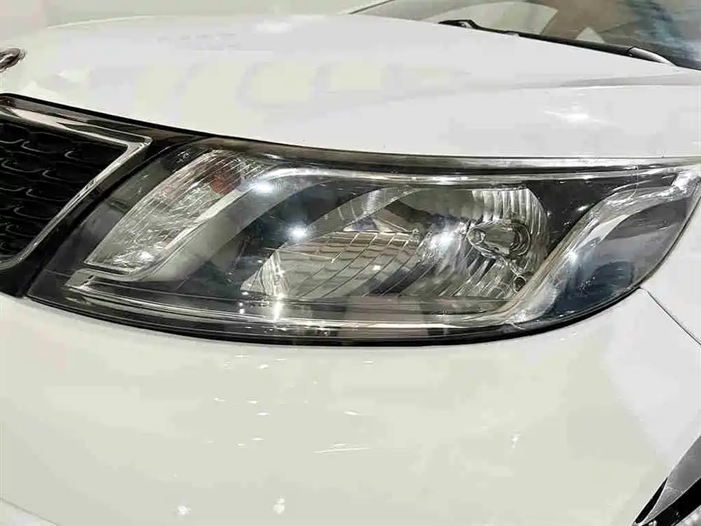Kia K2 2012 Sedan 1.6L AT Premium Commemorative Edition