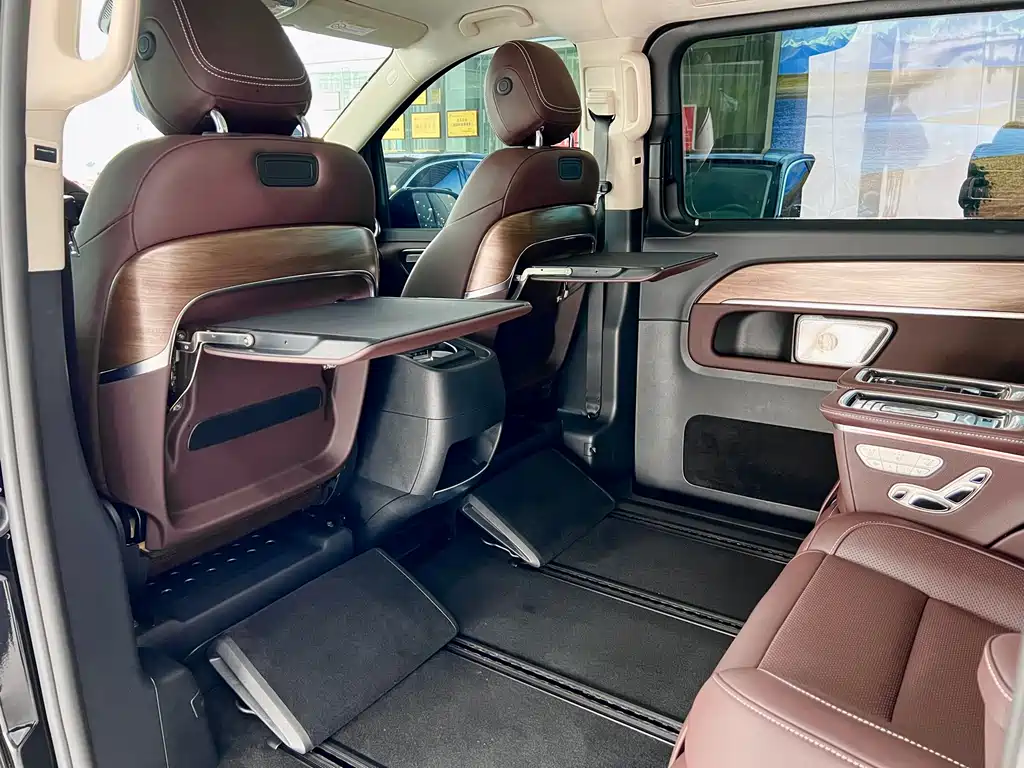 Mercedes-Benz V-Class 2022 V 260 L Long Wheelbase Luxury Edition