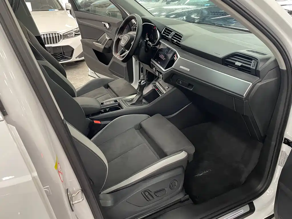 Audi Q3 2022 35 TFSI Fashion Dynamic