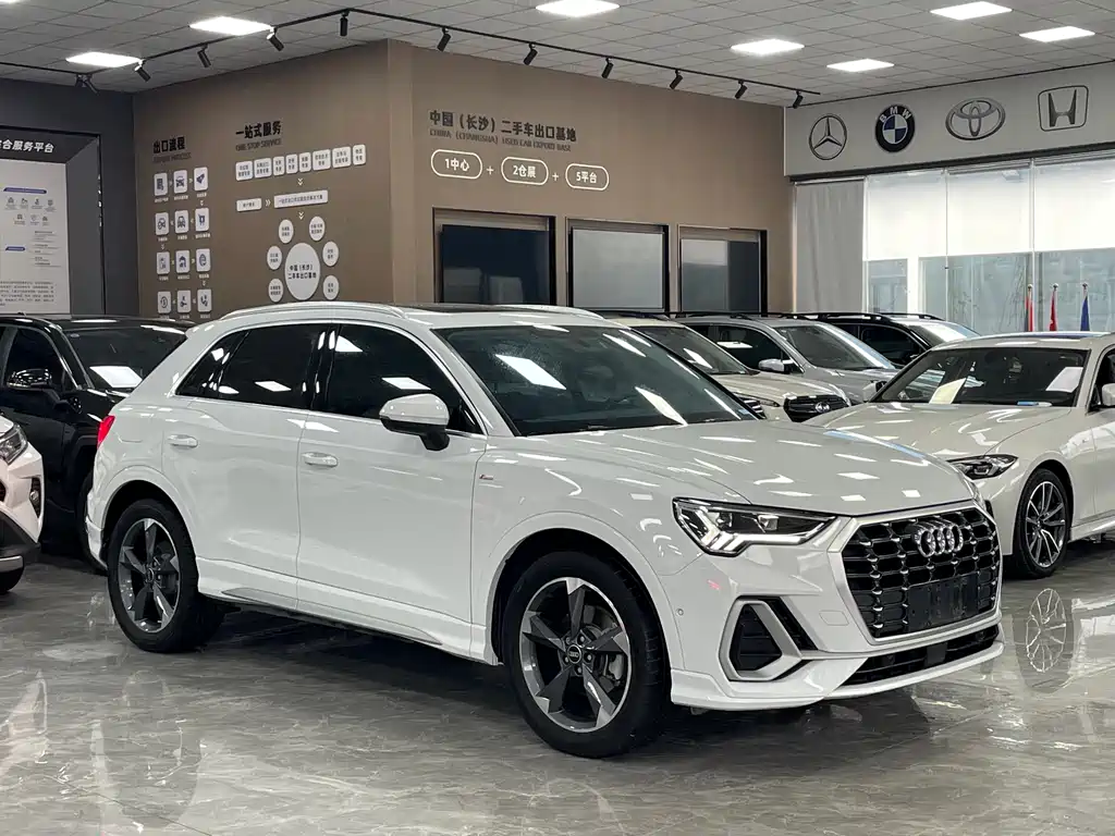 Audi Q3 2022 35 TFSI Fashion Dynamic