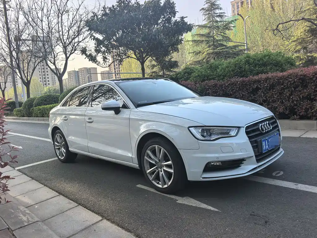 Audi A3 2016 Limousine 35 TFSI Fashion