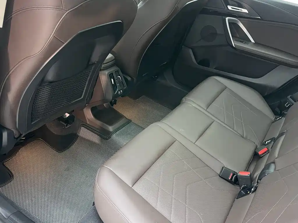 BMW X1 2023 sDrive20Li X Design Package - фото 23