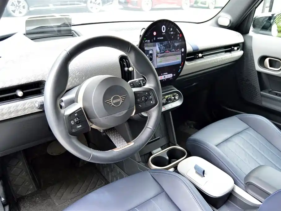 MINI Cooper S 5-door Artist 2025