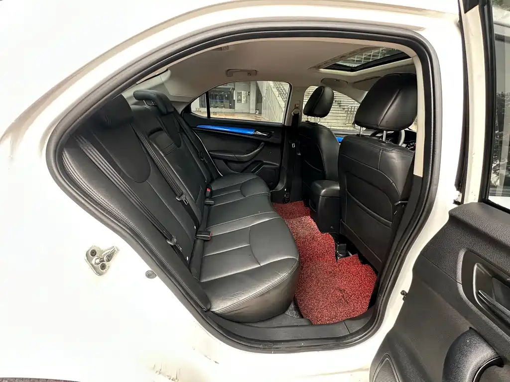 Roewe 360 2017 1.5L Automatic Luxury Edition