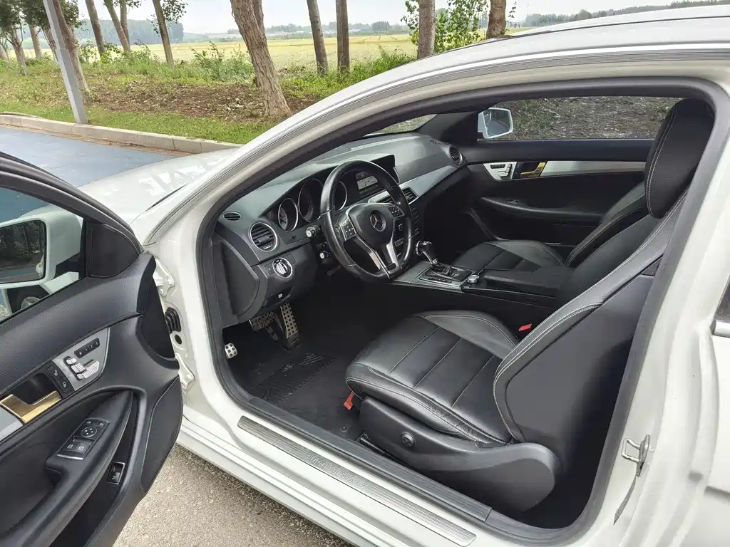 Mercedes-Benz C-Class 2013 C 180 Coupe (Import)