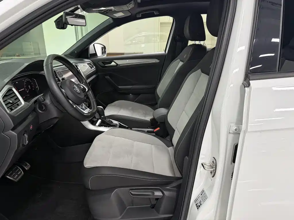 Volkswagen T-ROC 2020 280TSI DSG FWD R-Line Pro