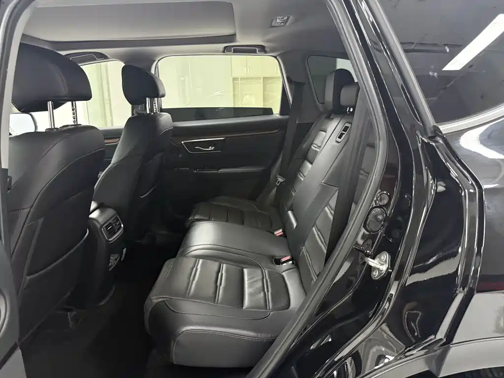 Honda CR-V 2021 240TURBO CVT 2WD Fashion Edition