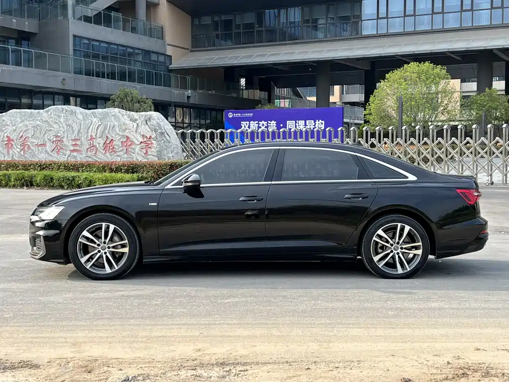 Audi A6L 2021 40 TFSI Luxury Dynamic Edition