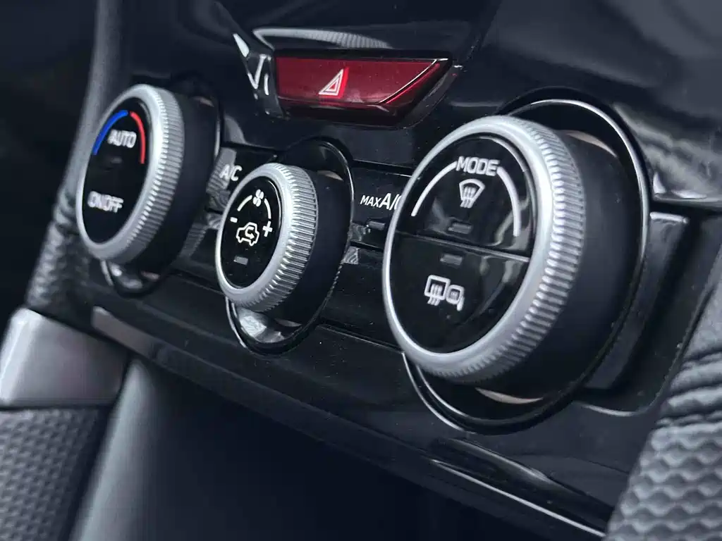 Subaru Forester 2019 2.0i Luxury Edition EyeSight