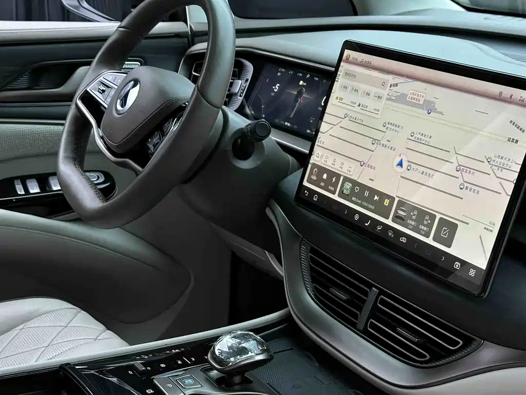 Denza D9 2022 DM-i 970 AWD Flagship