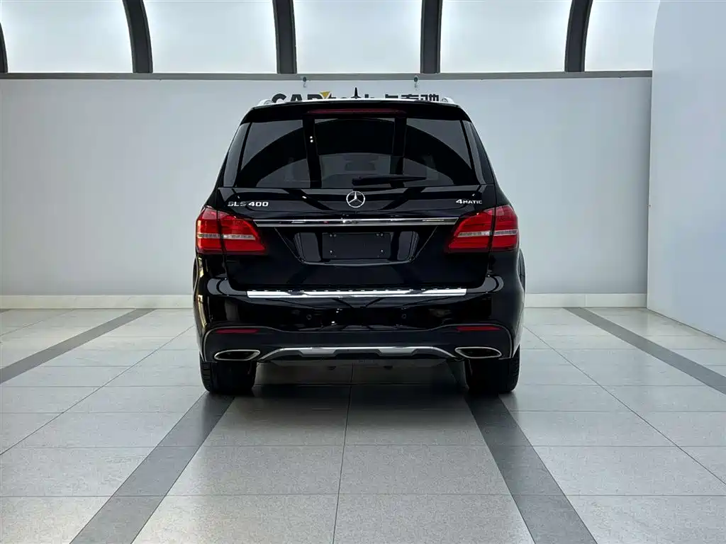 Mercedes-Benz GLS 400 4MATIC