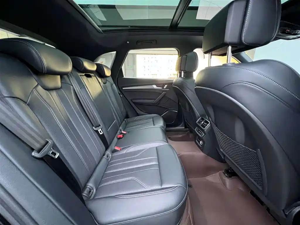 Audi Q5L 2024 40 TFSI Luxury Dynamic Edition