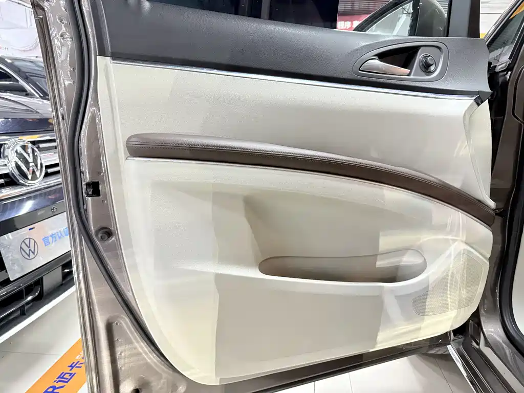 Buick GL8 2023 Land Business Class Comfort