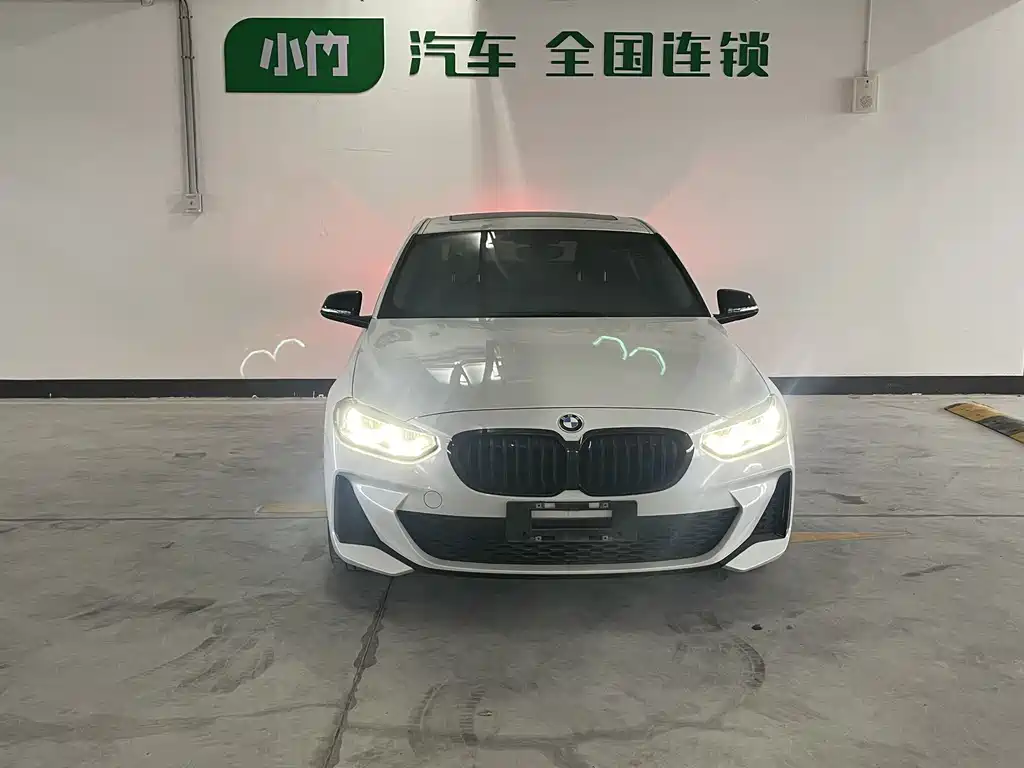 BMW 1 Series 2022 120i M Sport Night Edition