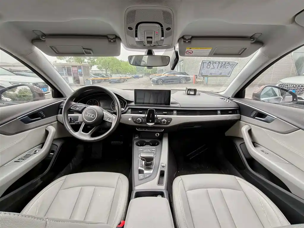 Audi A4L 2017 40 TFSI Entry