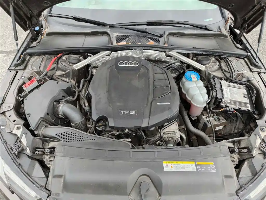 Audi A4L 2017 40 TFSI Entry