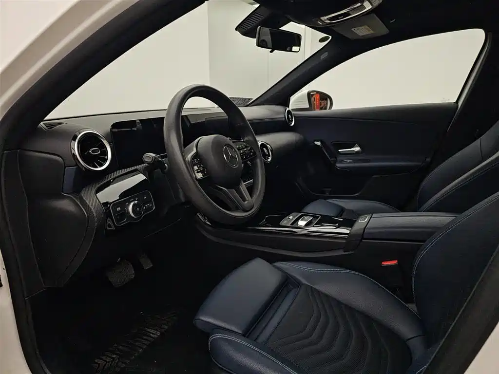 Mercedes-Benz A-Class 2021 Facelift A 180 L Sport Sedan