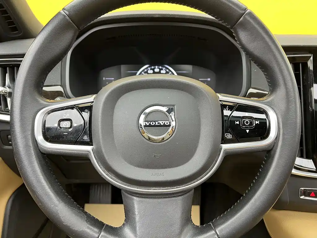 Volvo S90 2018 T4 Zhiyuan Edition